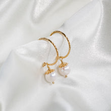 Ladda upp bild till gallerivisning, Sparkling Creole Earrings | Oyster Glam - Bohemian Royalties
